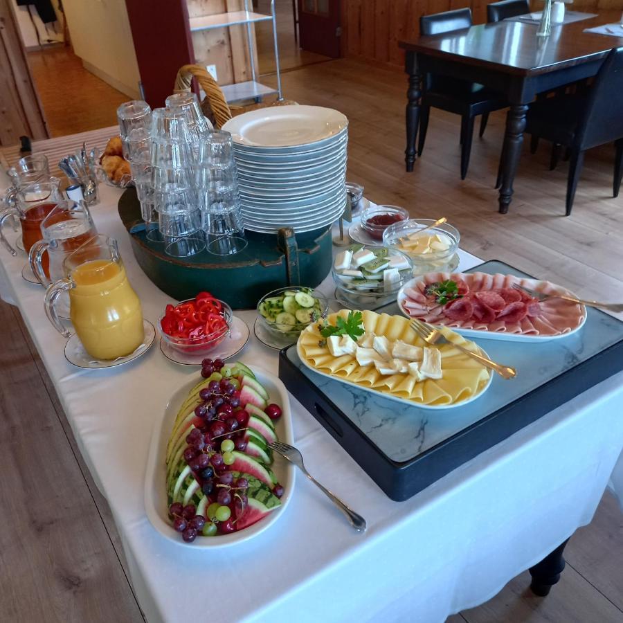 Sandbrekke Gjestegard Skjarhollen